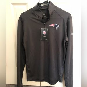 Nike (Brand new) Men’s Patriots 1/4 zip pullover, S